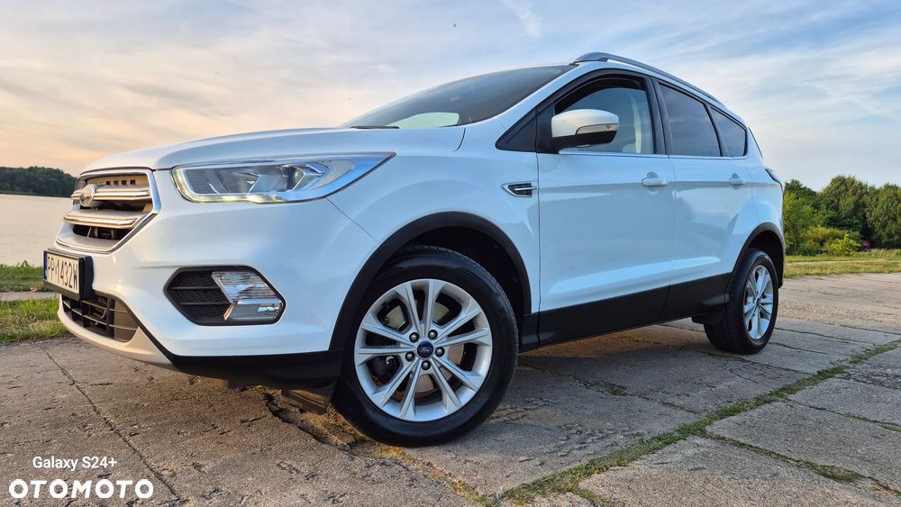 Ford Kuga - 1