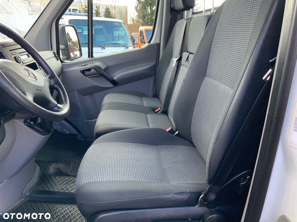 Mercedes-Benz SPRINTER 519 CDI - 11