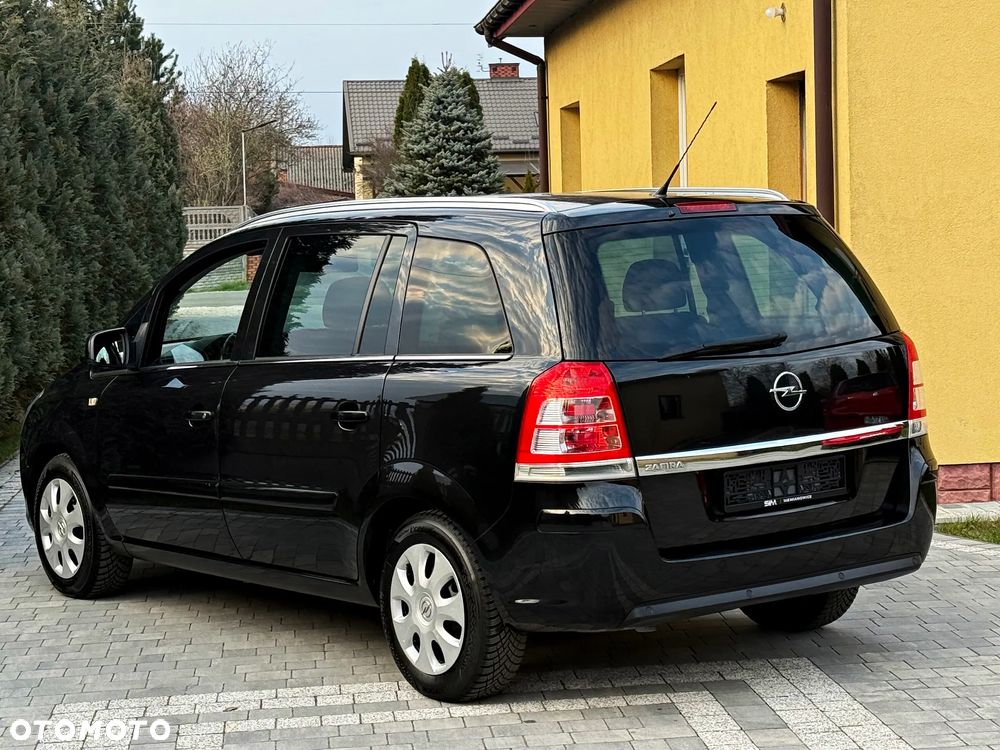 Opel Zafira - 17