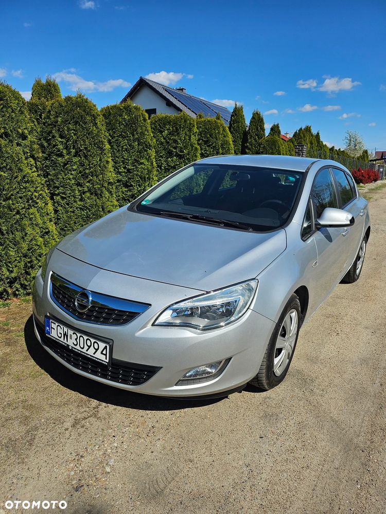 Opel Astra 1.6 Color Edition - 2