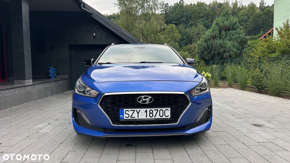 Hyundai i30 1.6 CRDi BlueDrive Premium DCT - 2