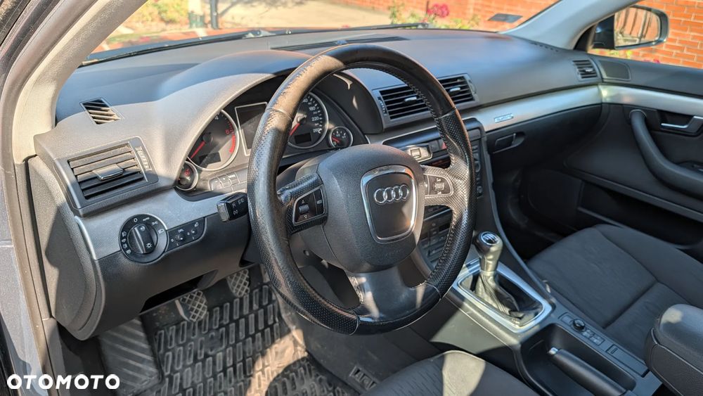 Audi A4 Avant 2005 photo 5