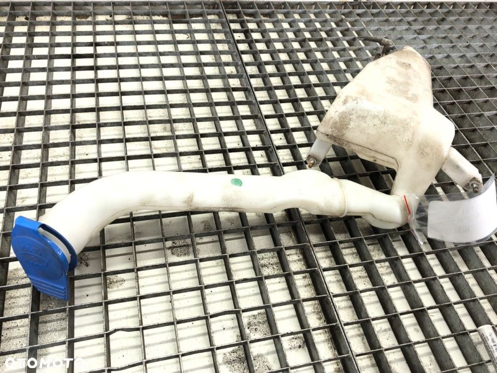 ZBIORNIK SPRYSKIWACZY - 50.00 PLN - SKODA ROOMSTER (5J7) 2006 - 2015 1.9 TDI 77 kW [105 KM] olej - 1