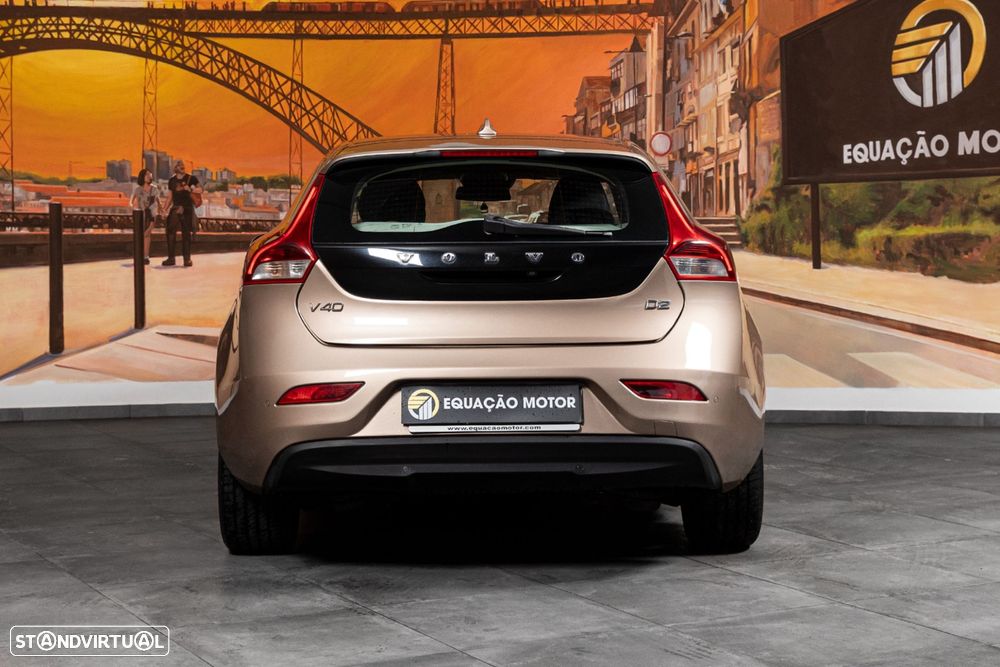 Volvo V40 1.6 D2 Eco Kinetic - 3