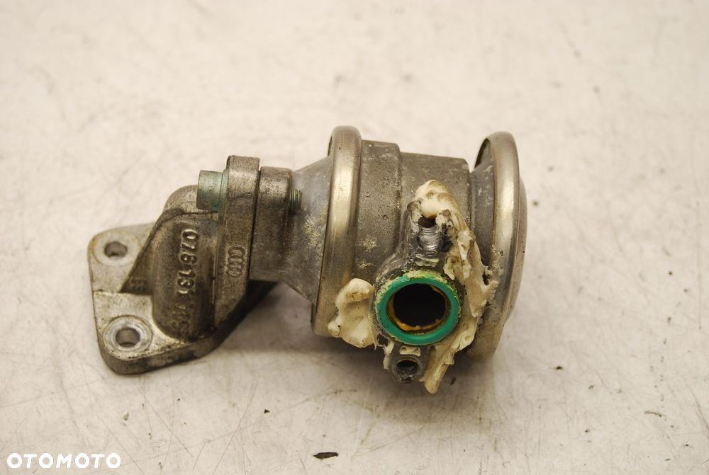 ZAWÓR EGR 078131101N AUDI A4 B6 2.4 V6 BDV A6 C5 - 1