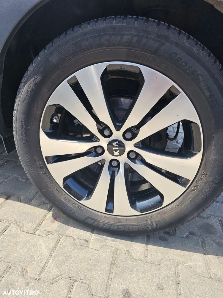 Kia Sportage 2.0 DSL MT 4x4 PREMIUM - 13