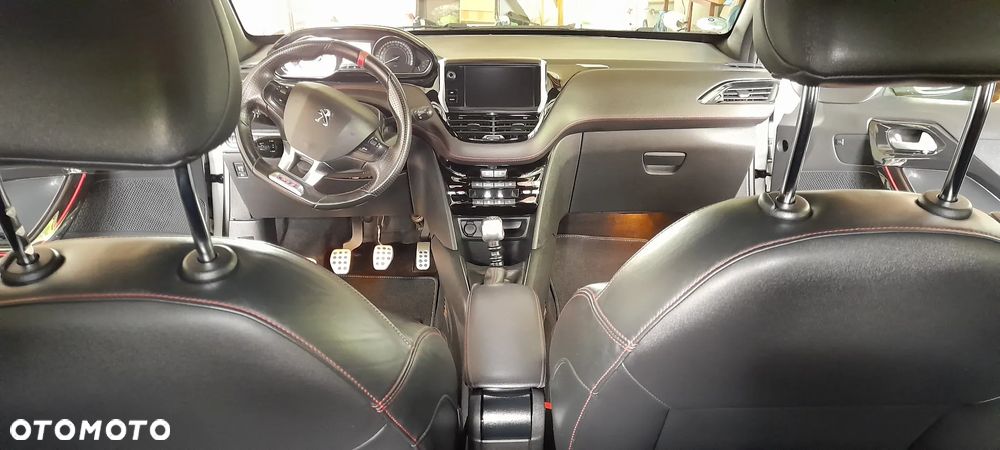 Peugeot 208 1.6 e-THP GTi S&S - 26