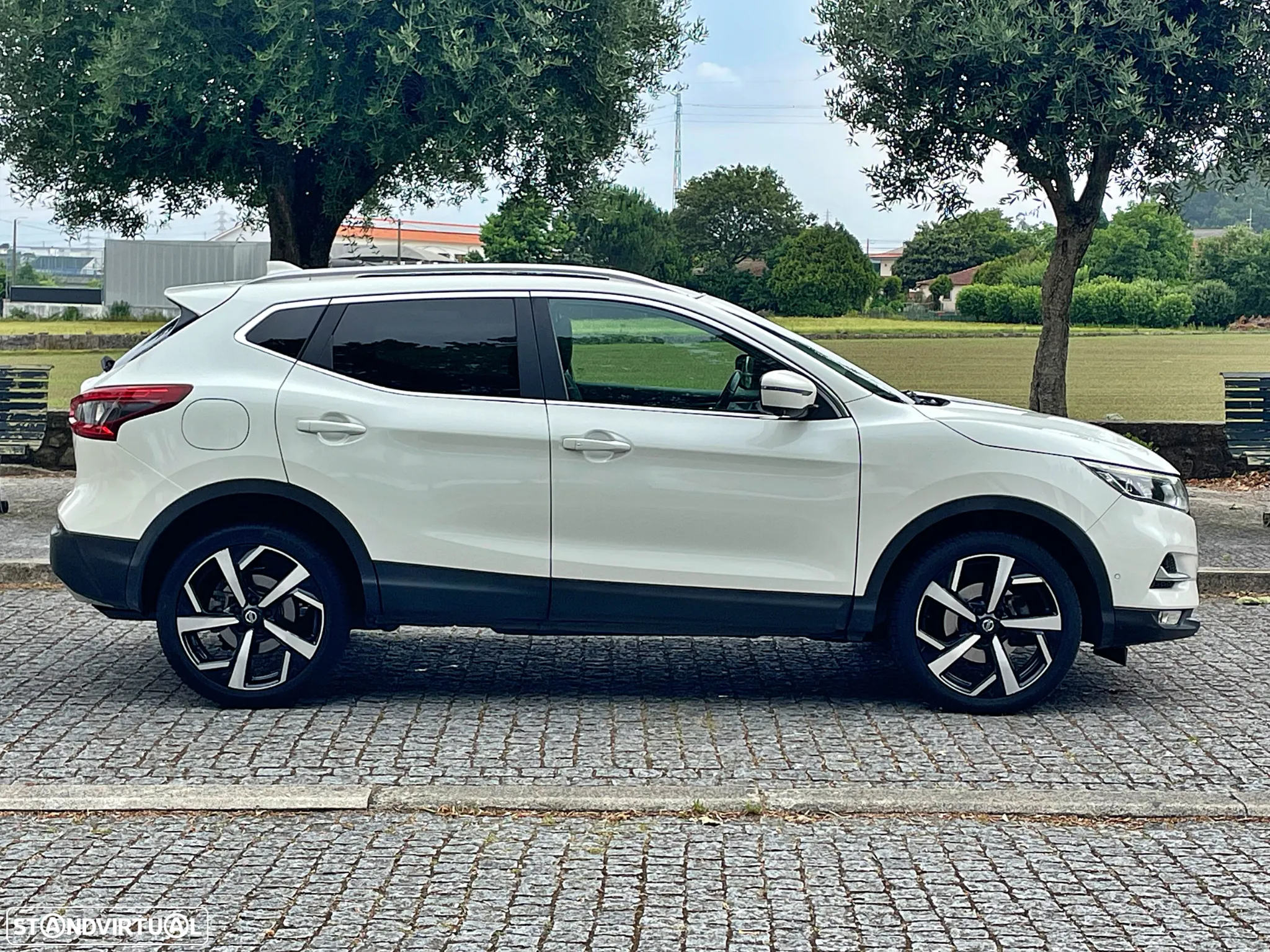 Nissan Qashqai 1.5 dCi Tekna - 4