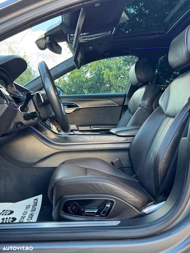 Audi A8 - 9