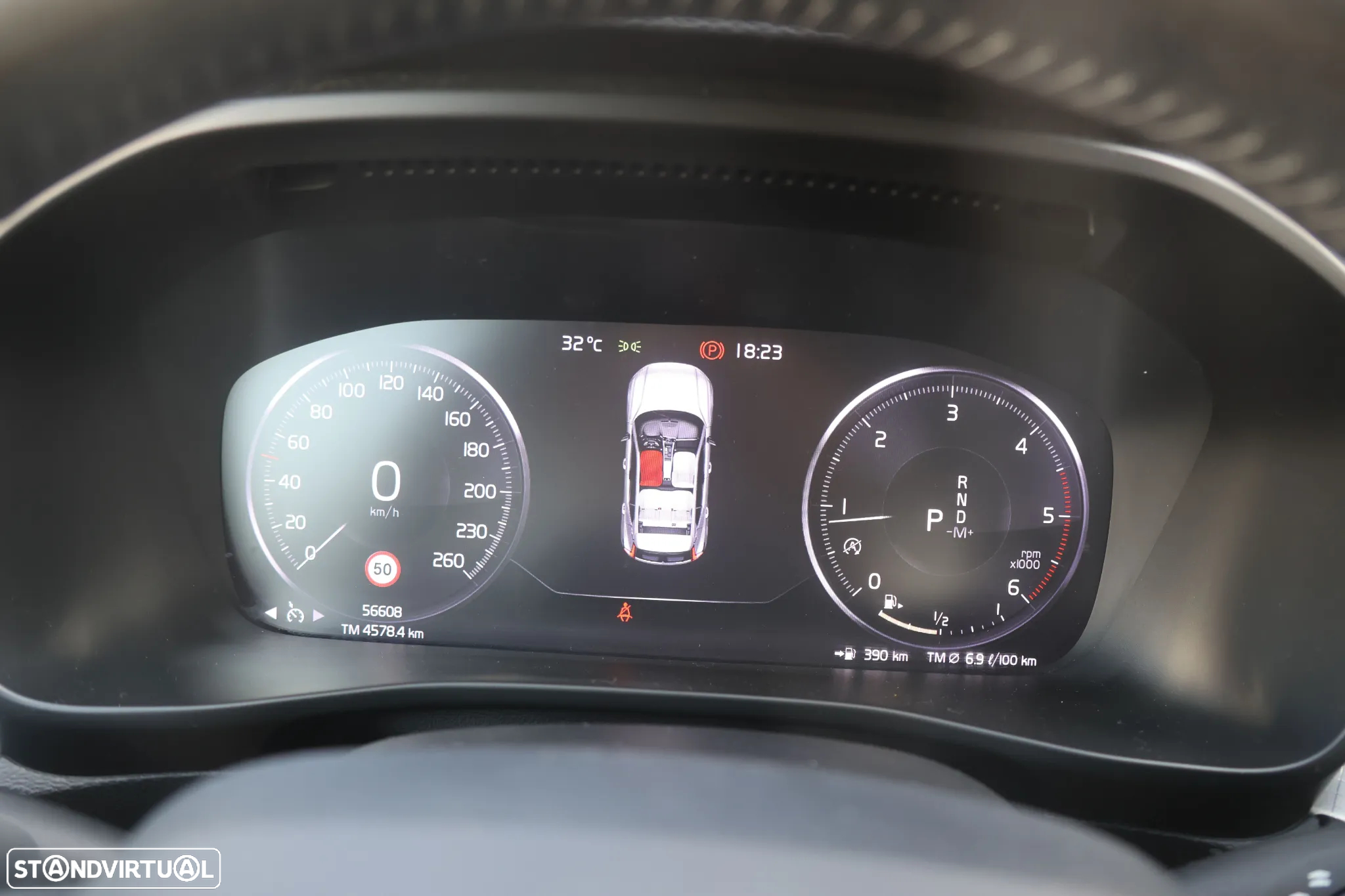Volvo XC 40 2.0 D3 Momentum Geartronic - 20