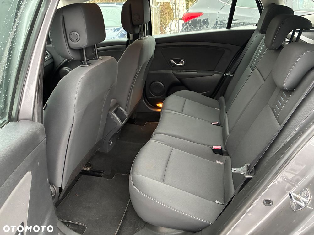 Renault Megane 1.6 16V 100 Authentique - 9