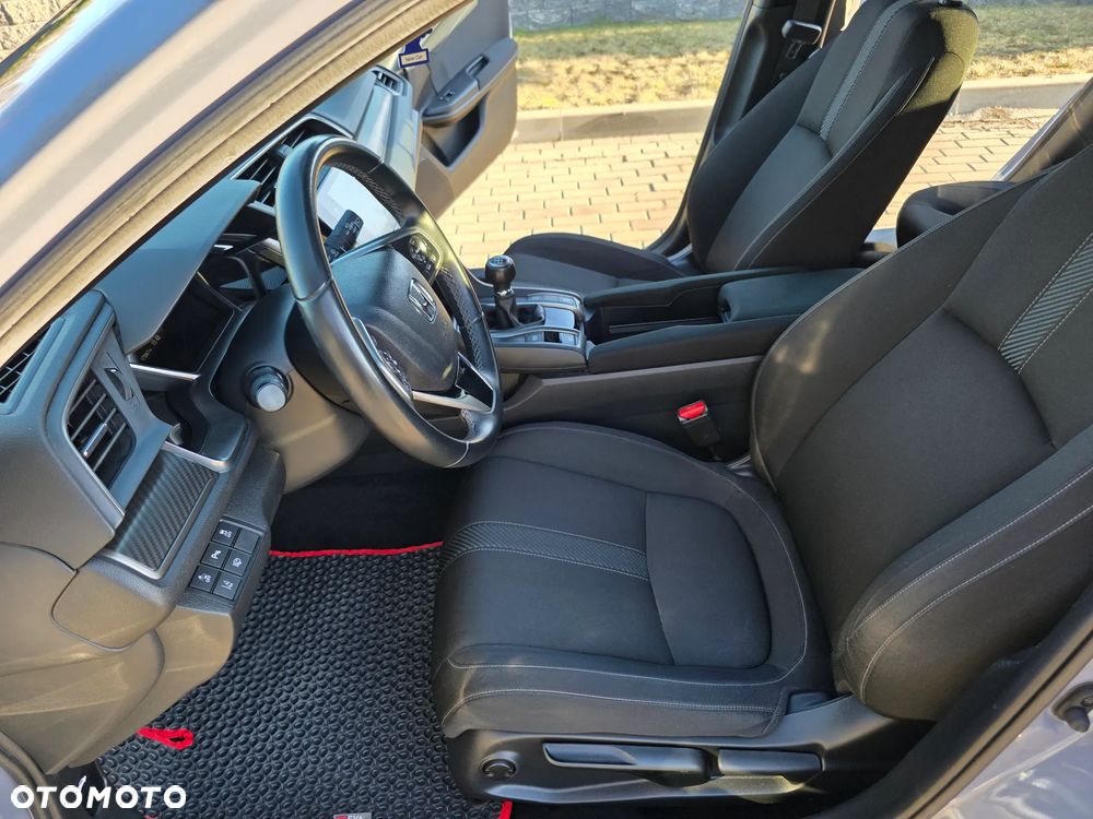 Honda Civic 1.5 T Sport (Navi) - 33