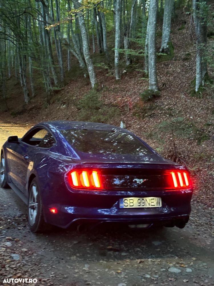 Ford Mustang 2.3 EcoBoost Aut. - 8