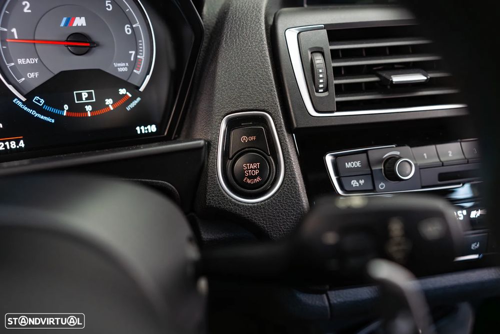 BMW M2 Auto - 33