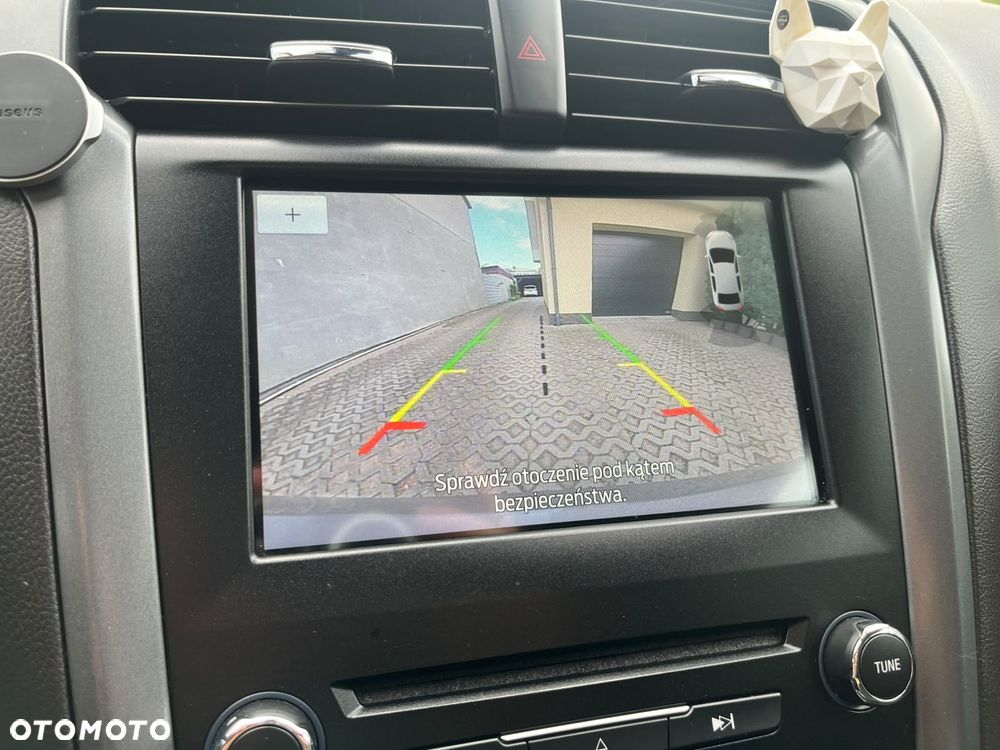 Ford Mondeo 2.0 TDCi Titanium - 29
