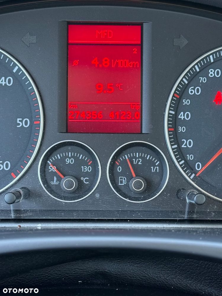 Volkswagen Touran 1.9 TDI DPF Blue Motion Freestyle - 17