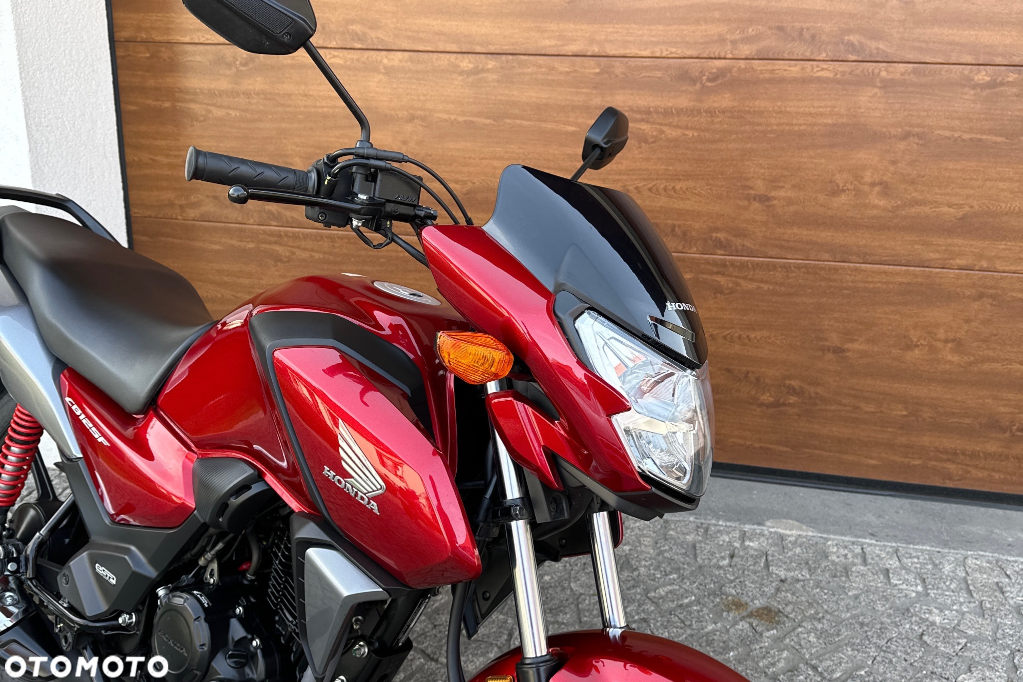 Honda CBF - 6