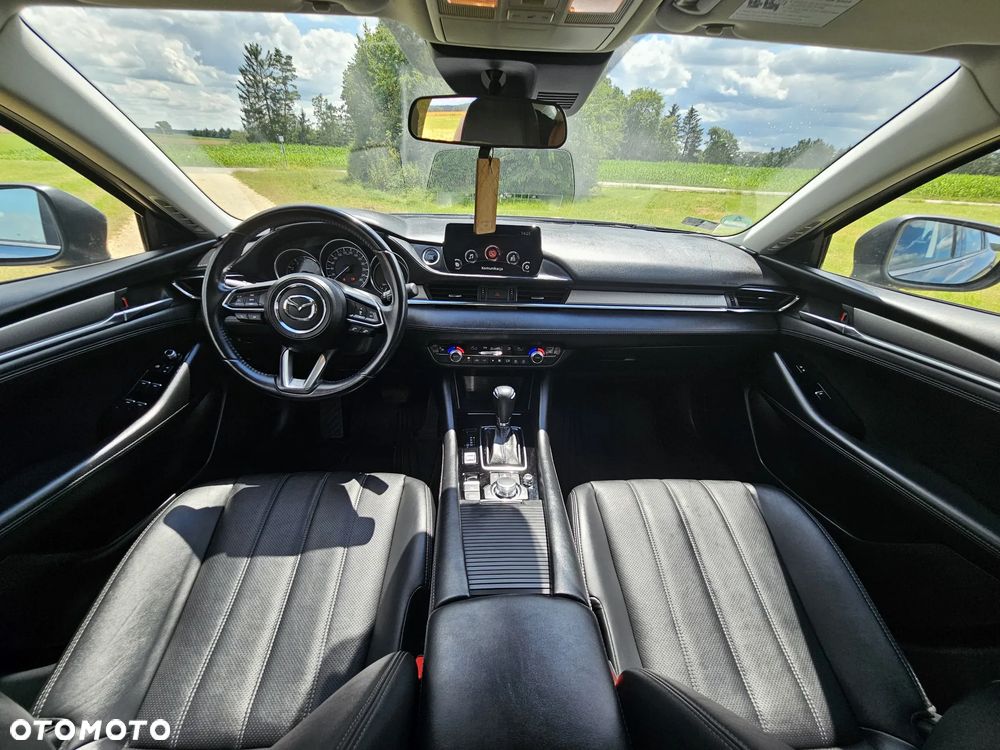 Mazda 6 - 8