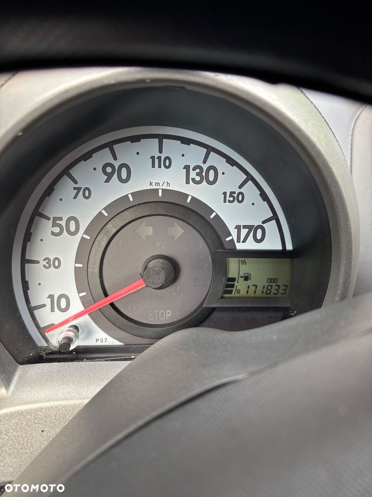 Peugeot 107 1.0 Happy - 6