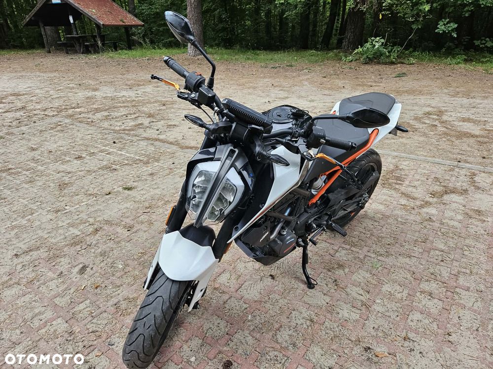KTM Duke 125 - 1
