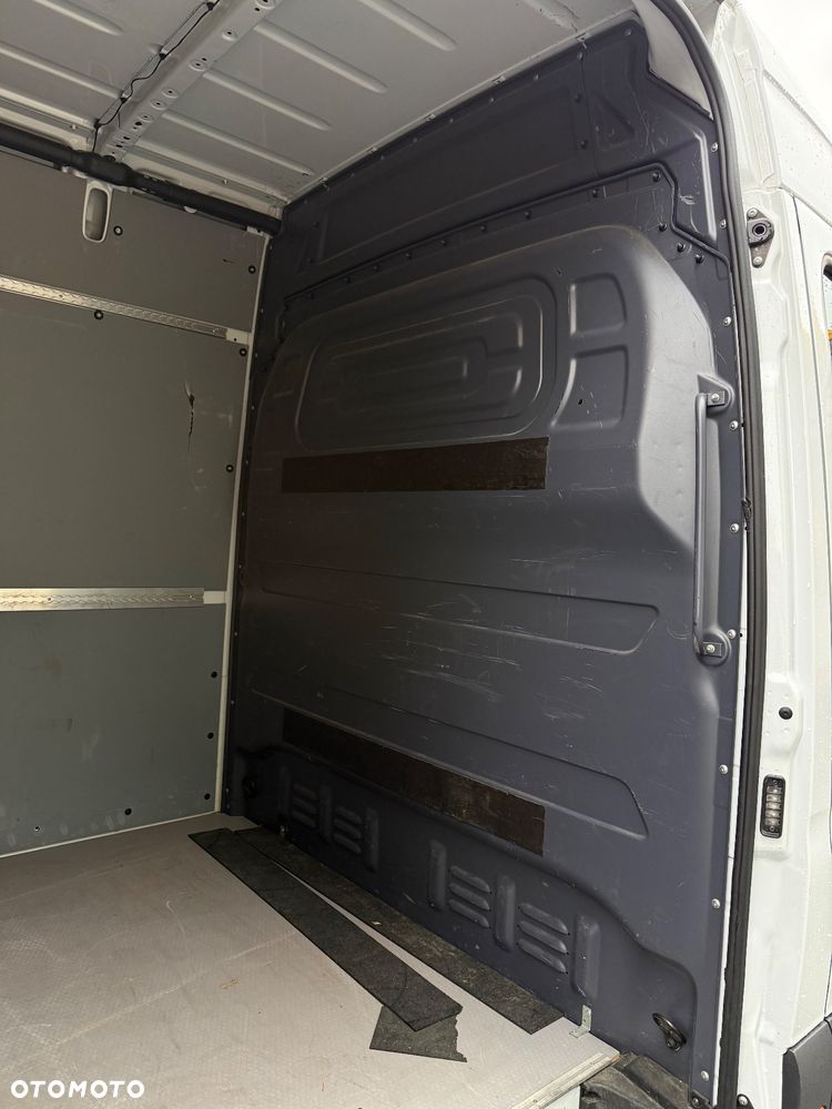 Mercedes-Benz Sprinter 317 - 30