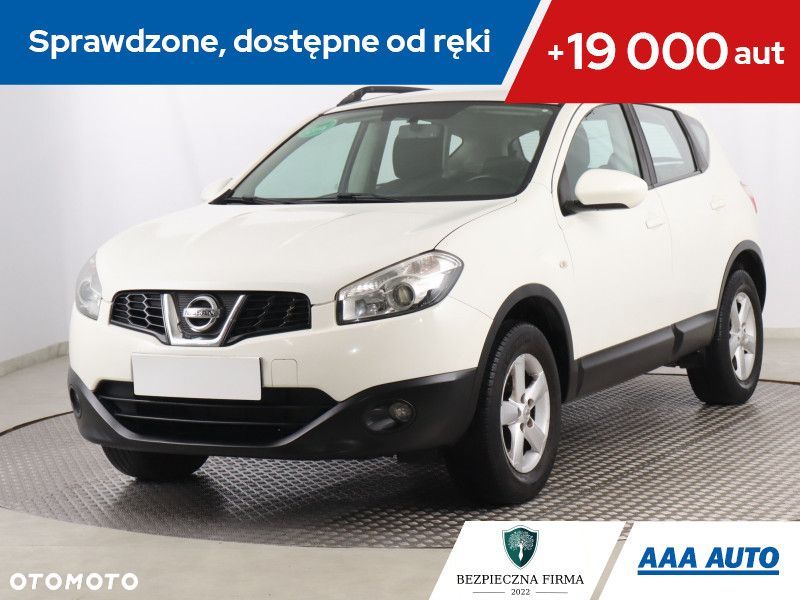 Nissan Qashqai - 1
