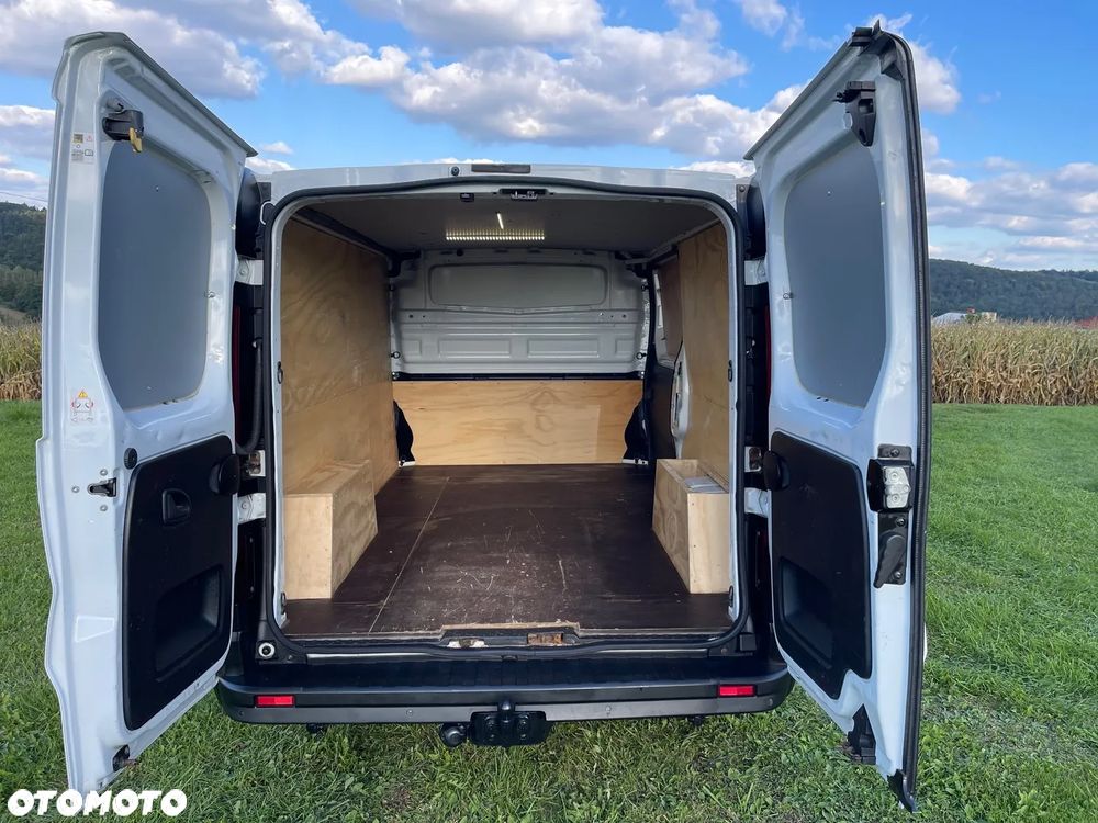 Opel Vivaro - 5