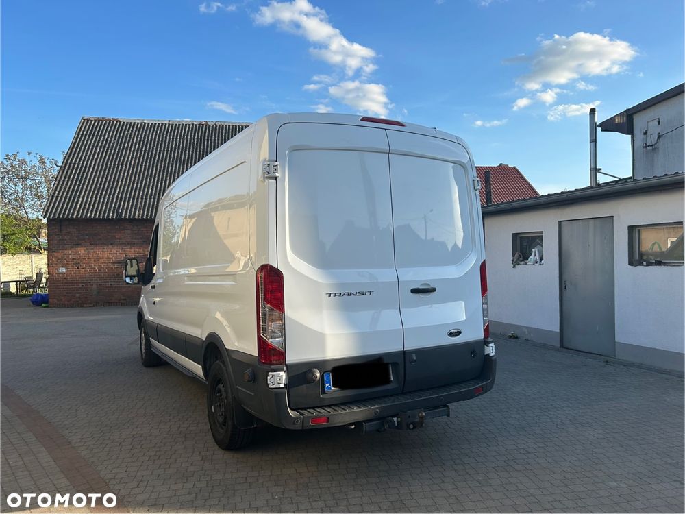 Ford Transit 350L Trend FWD - 12