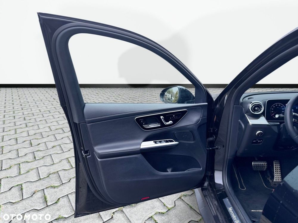 Mercedes-Benz GLC 200 mHEV 4-Matic AMG Line - 11