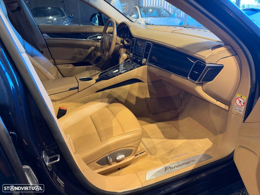 Porsche Panamera Platinum Edition - 34