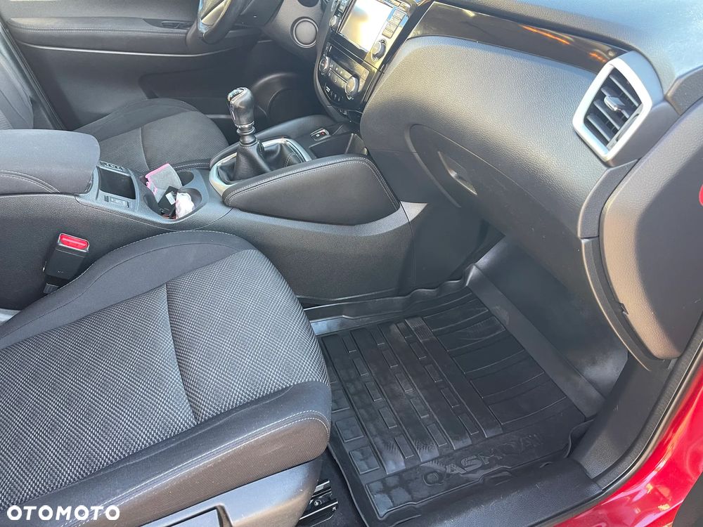 Nissan Qashqai 1.2 DIG-T Tekna EU6 - 10