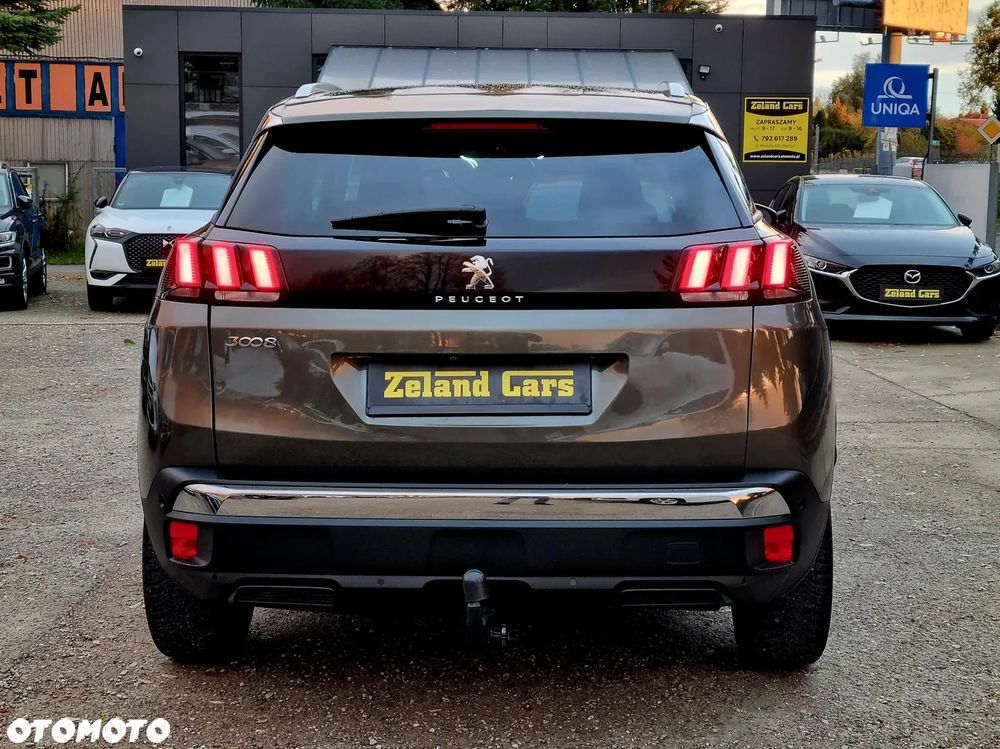 Peugeot 3008 1.2 PureTech Allure S&S - 6