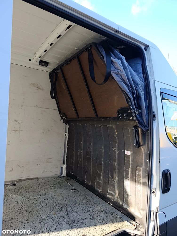 Iveco Daily 35S18 - 25