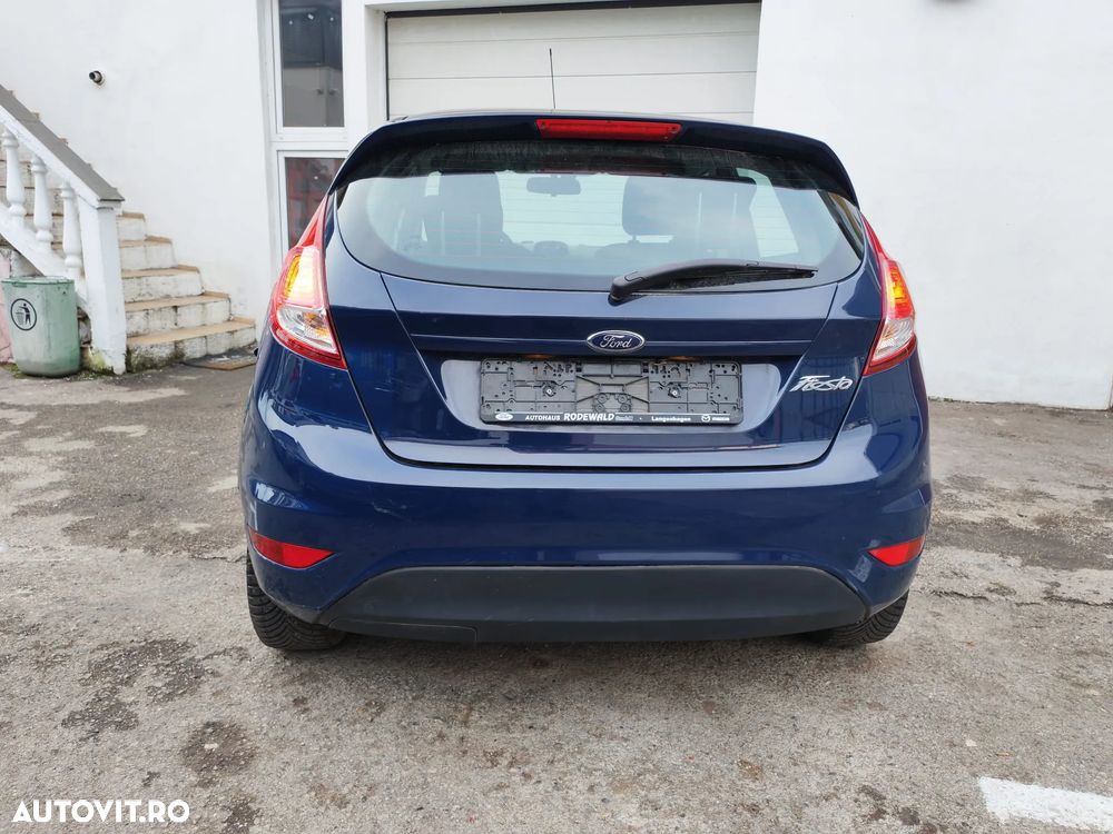 Ford Fiesta 1.5 TDCi Ambiente - 12