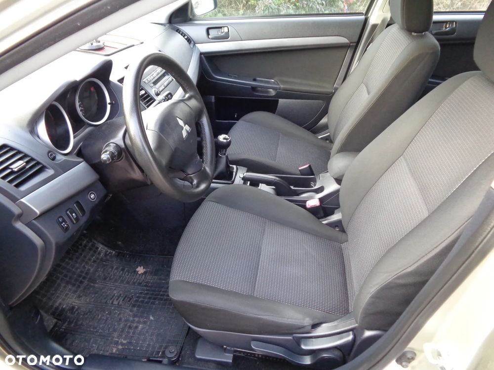 Mitsubishi Lancer 1.6 ClearTec Edition - 9