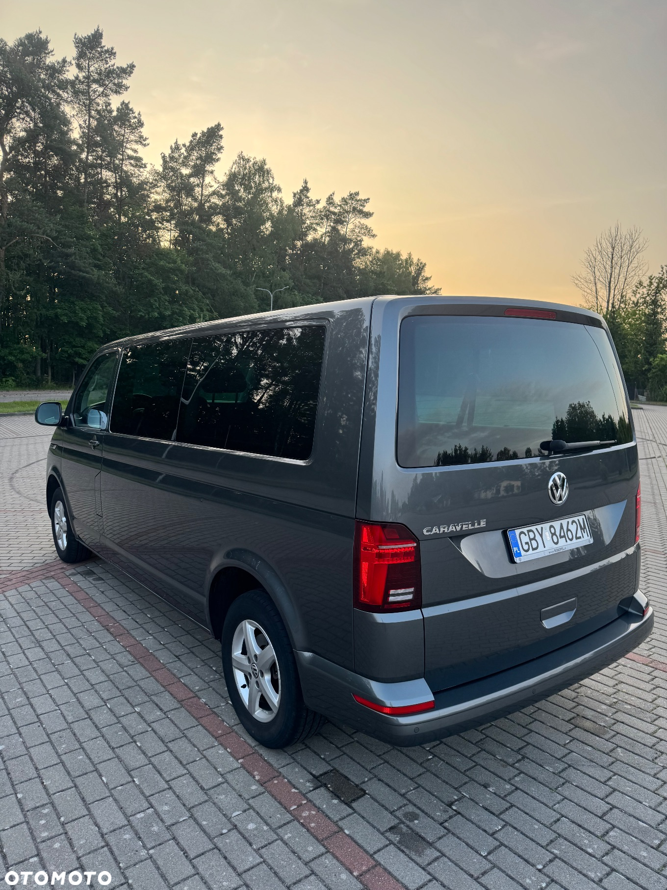 Volkswagen Caravelle 6.1 2.0 TDI L2 Comfortline - 12