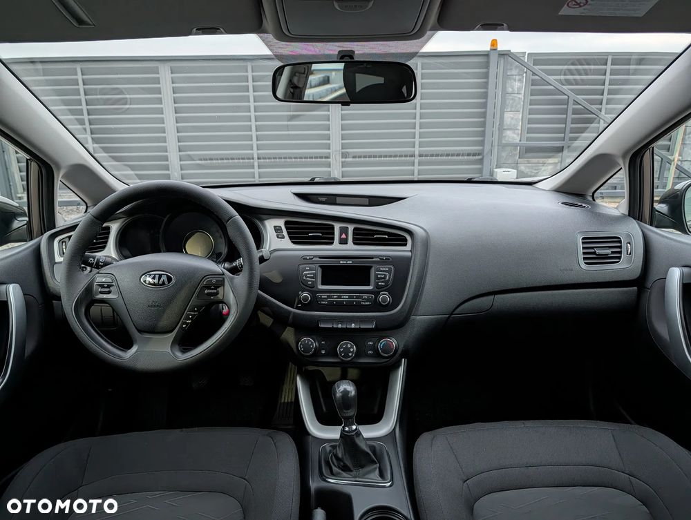 Kia Ceed 1.4 CVVT - 19