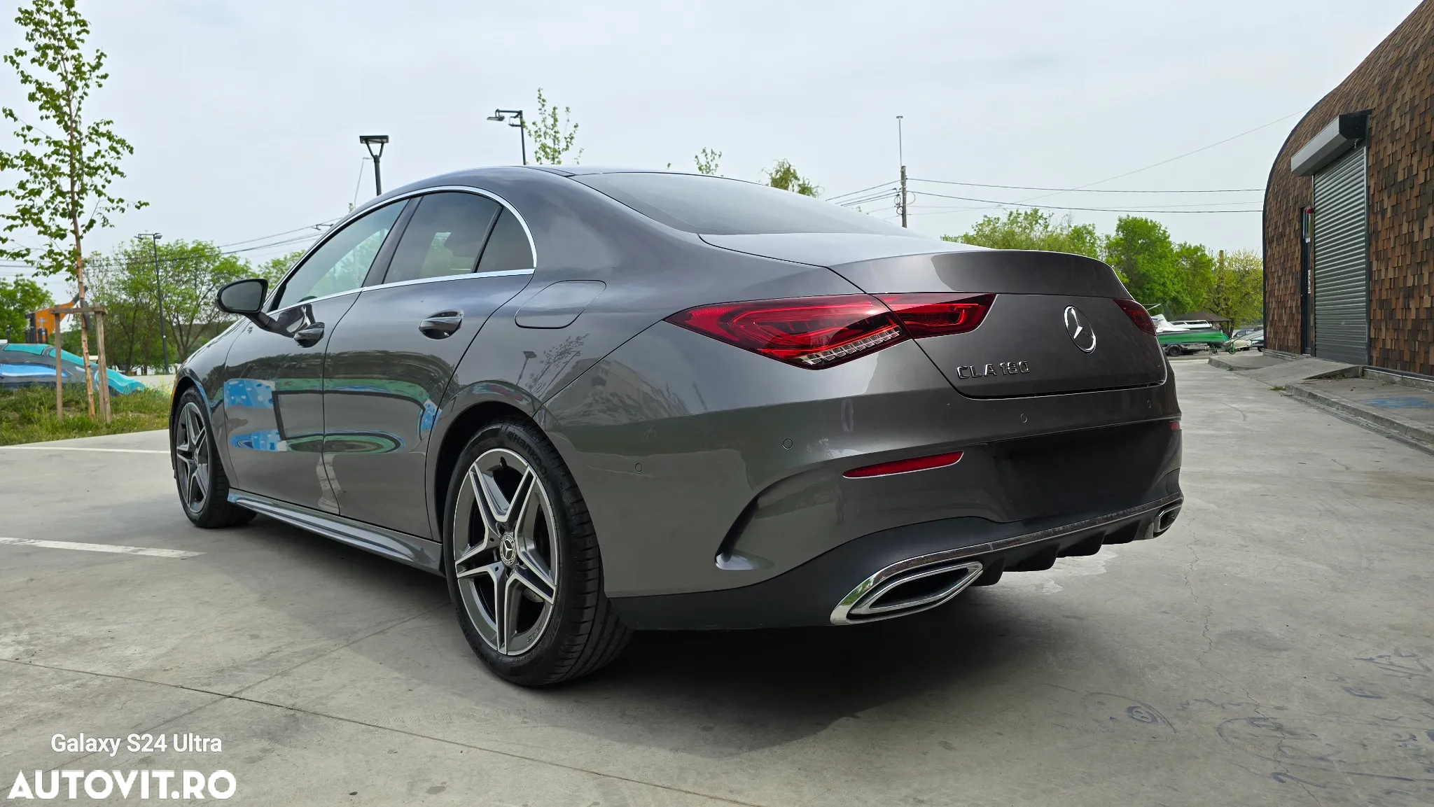Mercedes-Benz CLA 180 7G-DCT AMG Line - 13
