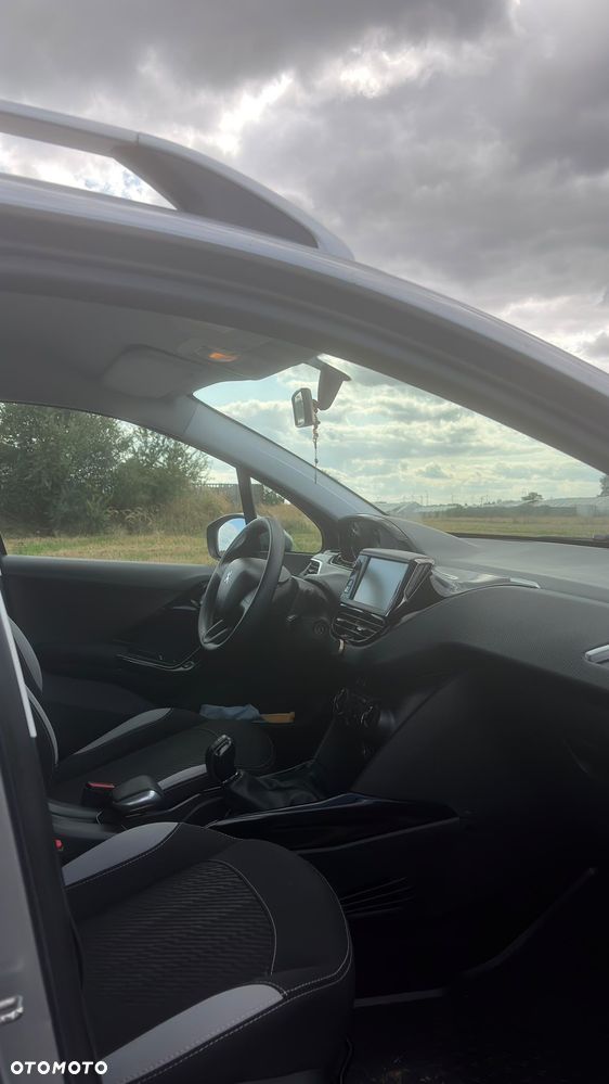 Peugeot 2008 - 7