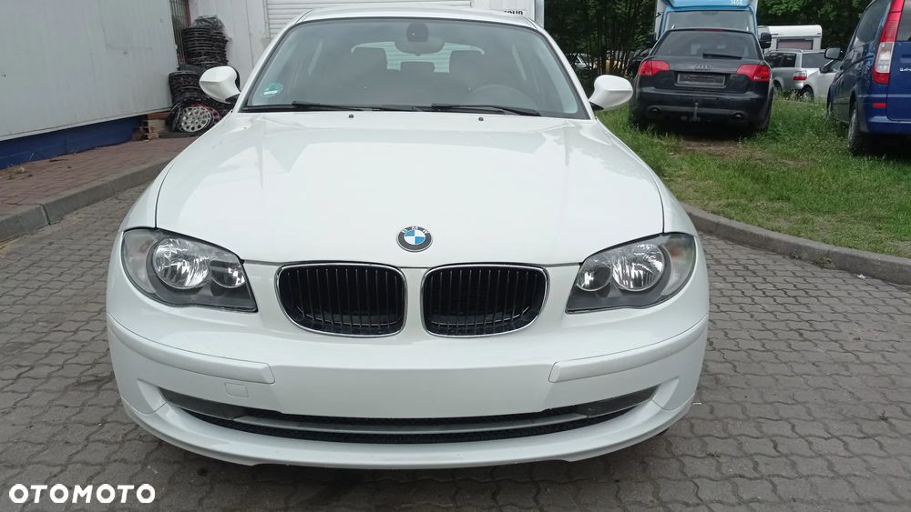 BMW Seria 1 116i - 33