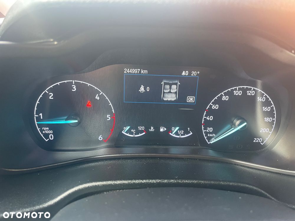 Ford Transit Connect - 15