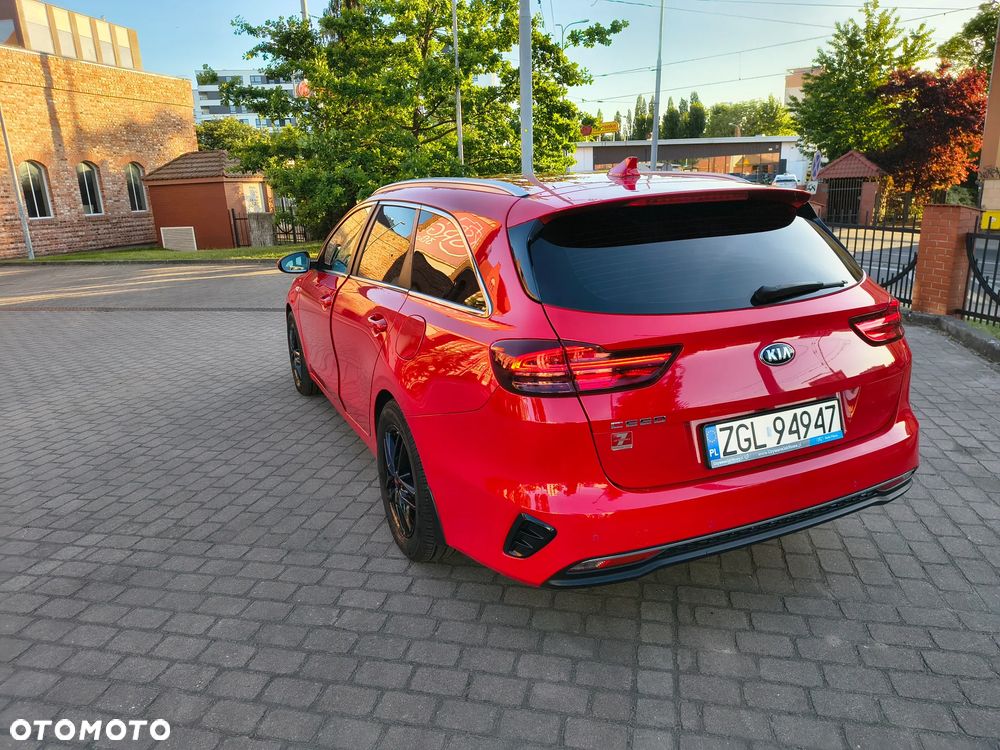 Kia Ceed 1.6 CRDi mHEV GT-Line DCT - 5