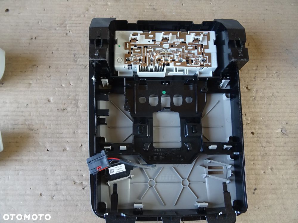 OPEL INSIGNIA A LAMPKA PODSUFITKI WNĘTRZA PRZÓD TYŁ UCHWYT MIKROFON - 2