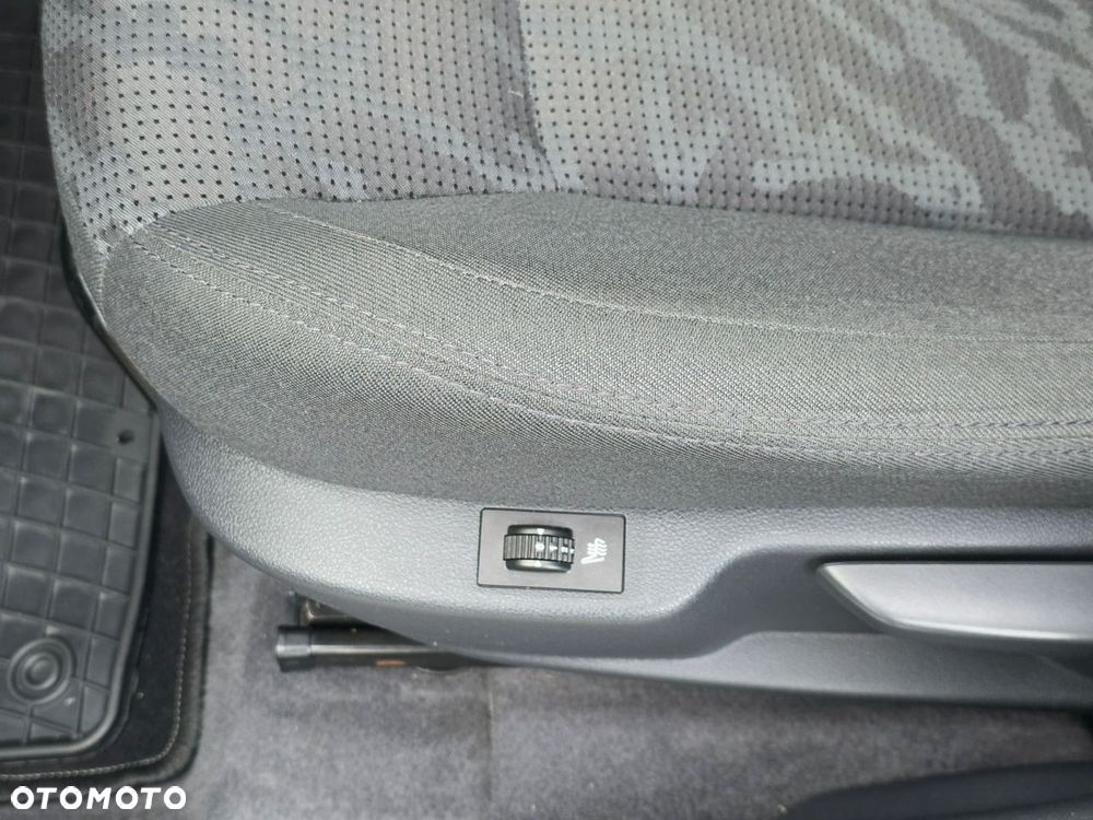 Peugeot 3008 - 23