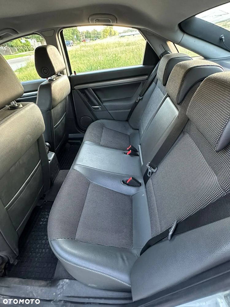 Opel Vectra 1.9 CDTI Comfort - 13