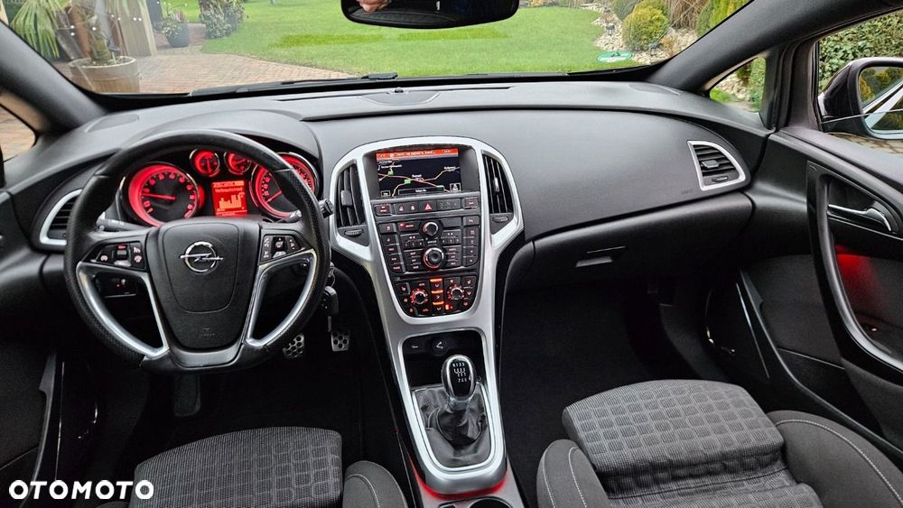 Opel Astra IV GTC 1.6 T SIDI Sport S&S - 21