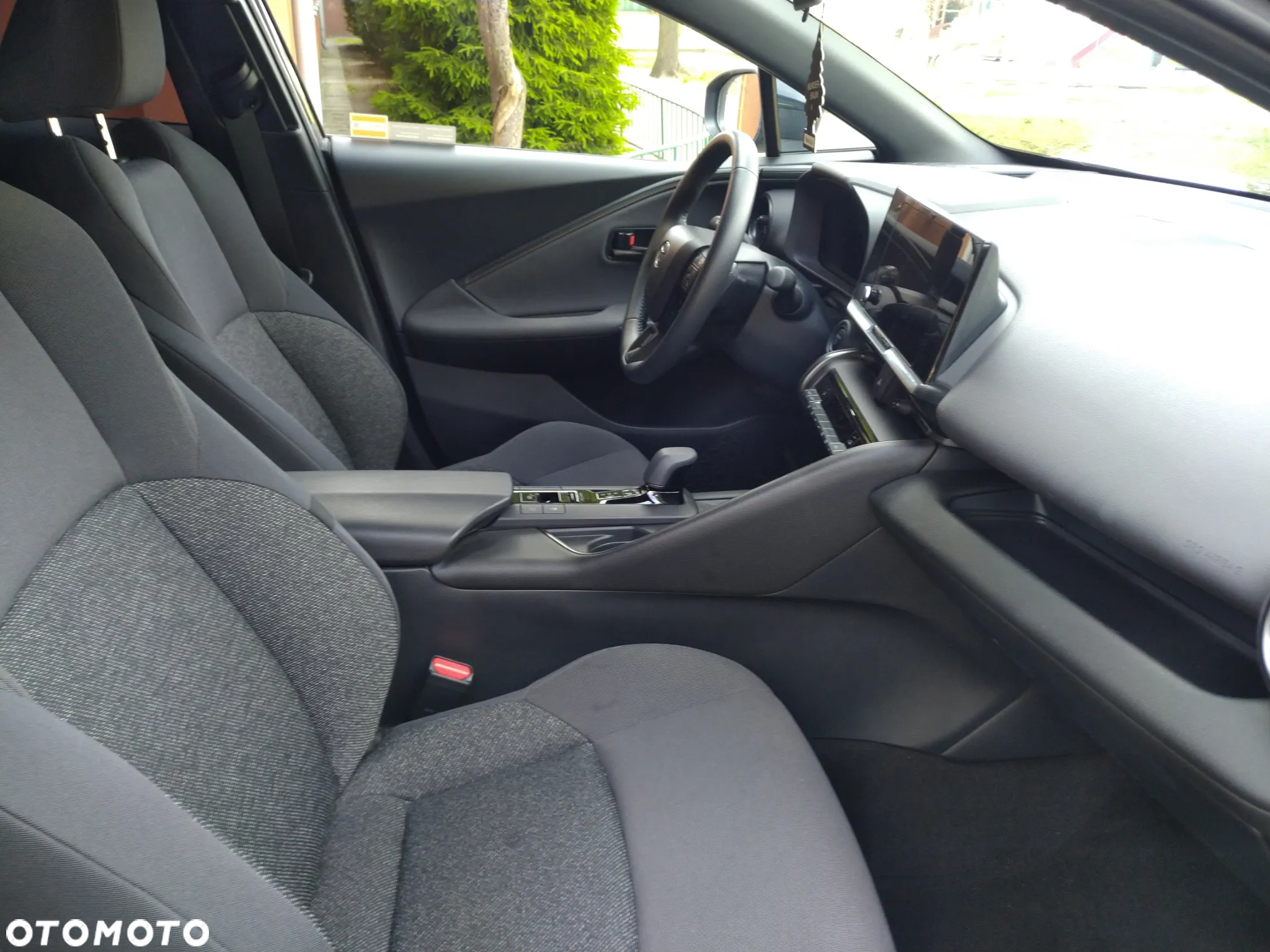 Toyota C-HR 1.8 Hybrid Comfort - 8