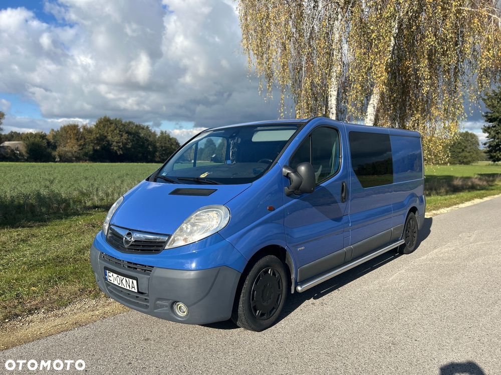 Opel Vivaro - 1