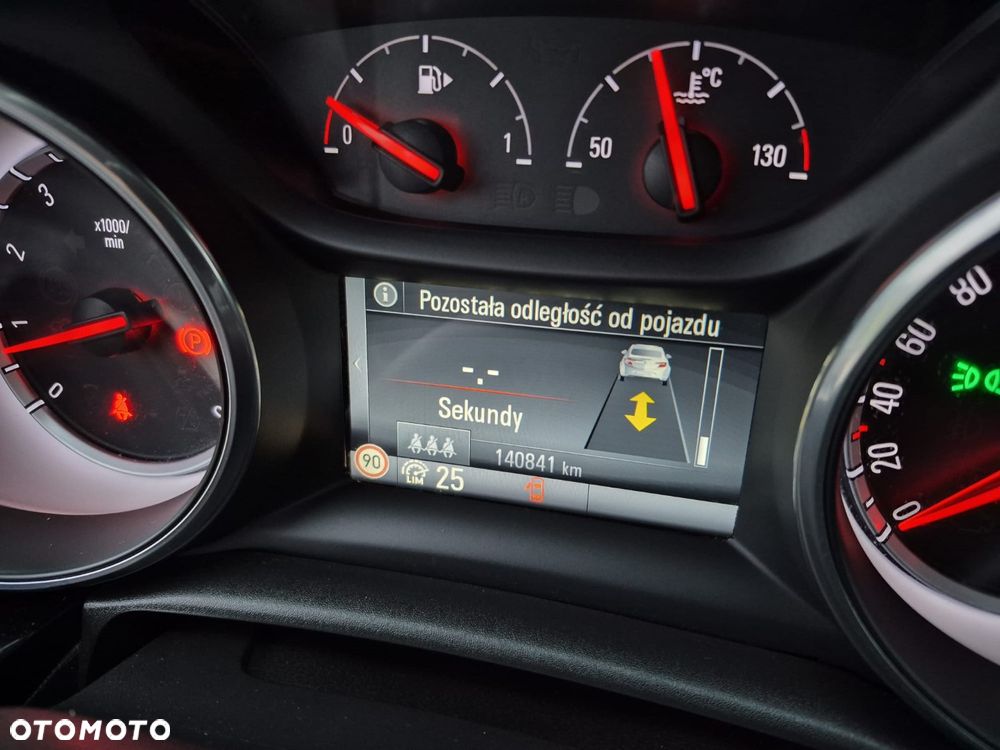 Opel Astra 1.4 Turbo Innovation - 19