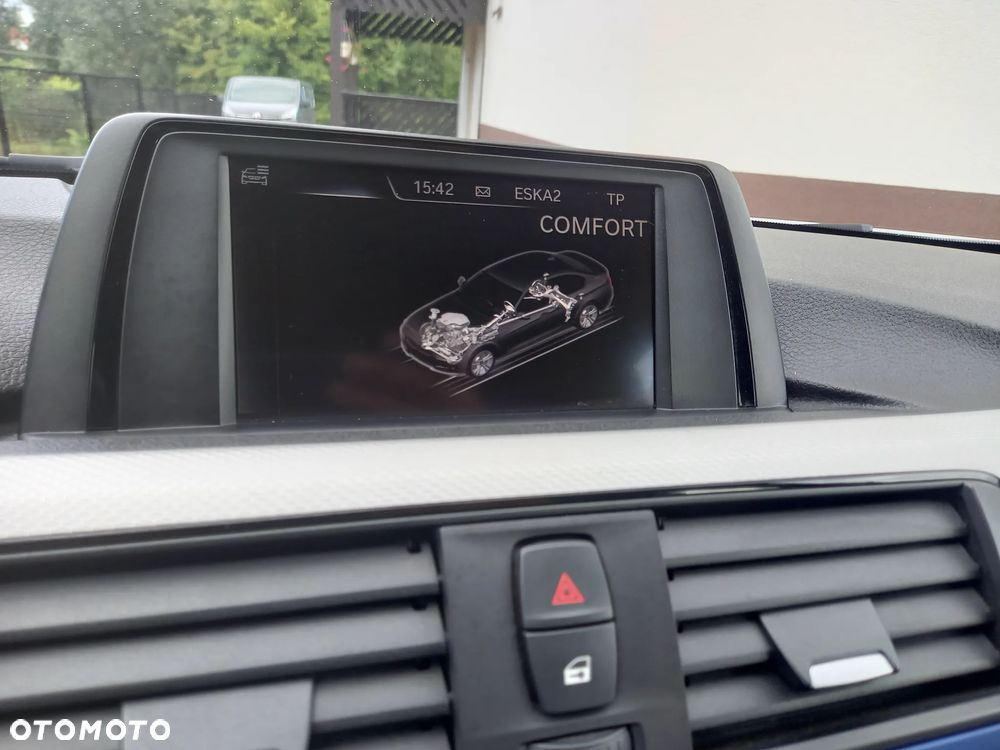 BMW Seria 3 318d M Sport Shadow - 21